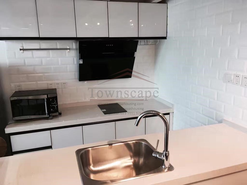  Modern 1BR Loft Apartment in Downtown