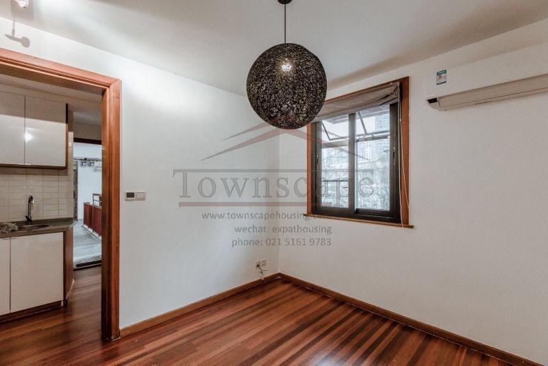  Renovated 2BR Apartment in Jingan nr Suzhou Creek