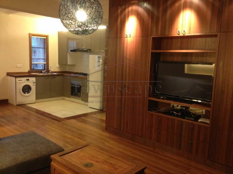  Spacious 1BR Apartment for rent in former French Concession