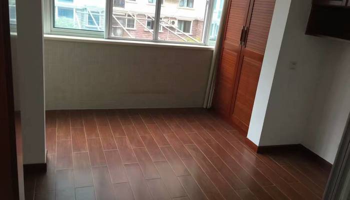  Bright and comfy 3br apartment in Xujiahui