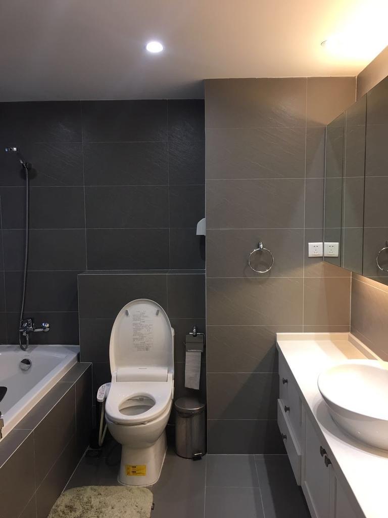  Renovated Luxury Apartment at Anfu Road