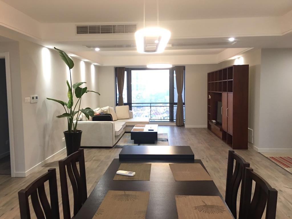  Renovated Luxury Apartment at Anfu Road