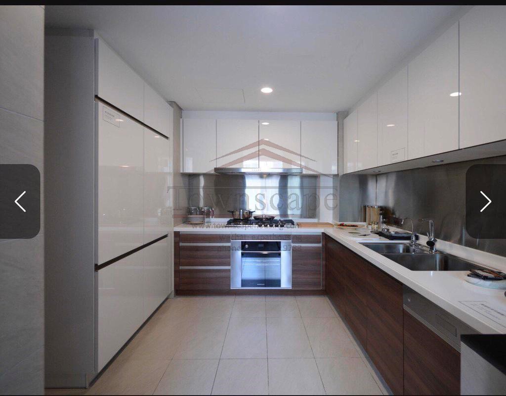  High-Quality 3BR Service Apartment in Shanghai Downtown