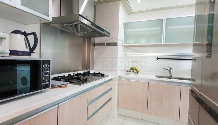  Bright, Well Furnished 1BR Apartment in 8 Park Avenue