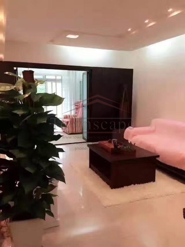  Bright 2BR Apartment beside Jiaotong University