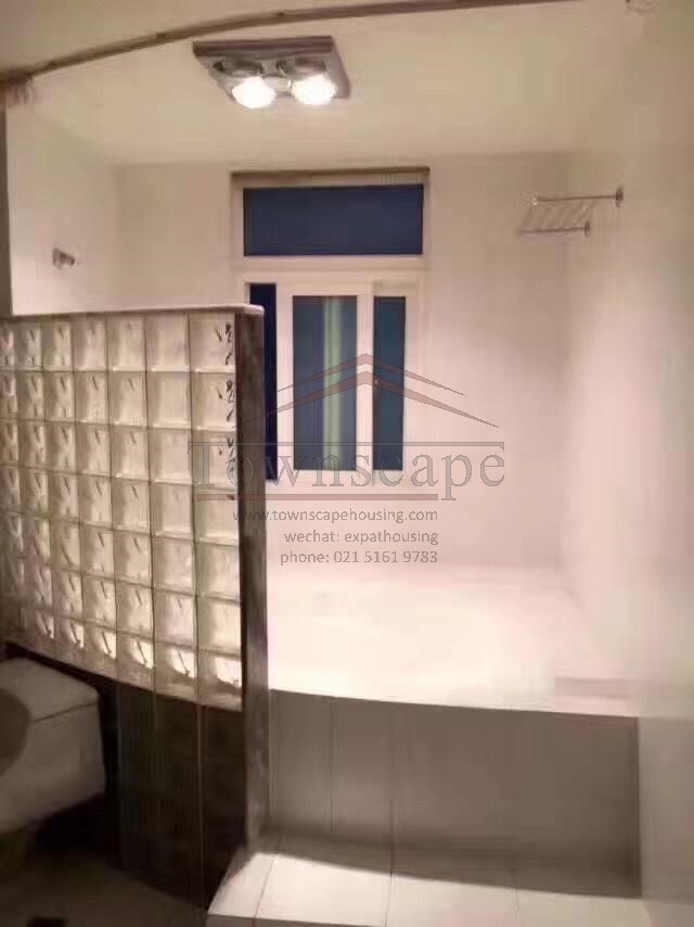  Bright 2BR Apartment beside Jiaotong University