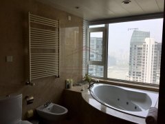  Luxury 3BR Apartment with River View in Lujiazui CBD