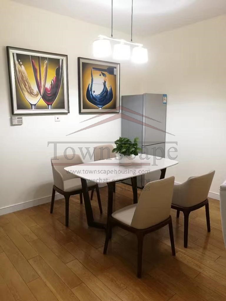  High-end 1BR Apartment for Rent in Jingan