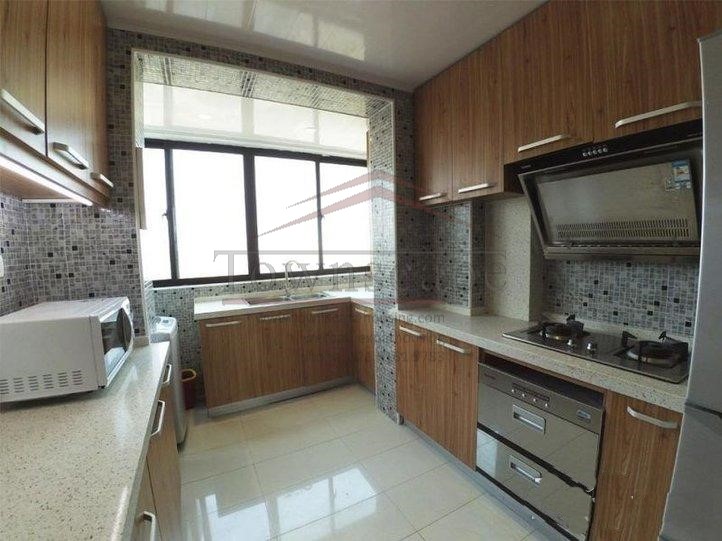  Clean and bright 3BR Apartment near Xujiahui