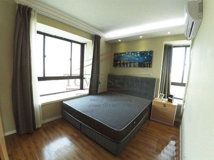  Clean and bright 3BR Apartment near Xujiahui