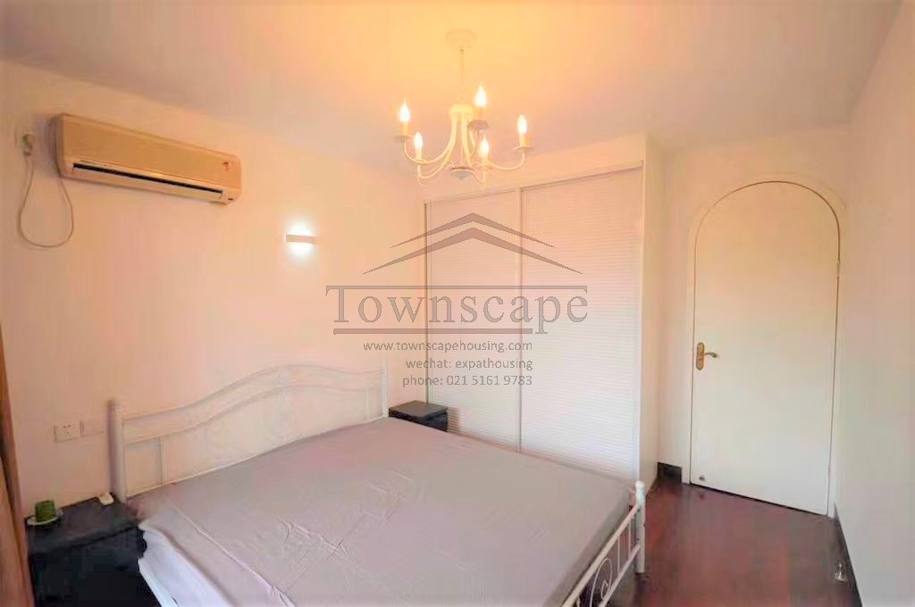  Nice 1.5BR Apartment Jiashan Market in FFC