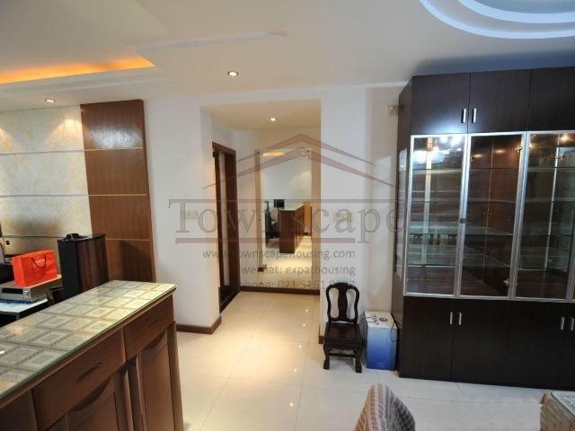  3BR Family Apartment w/Terrace in Shanghai Downtown