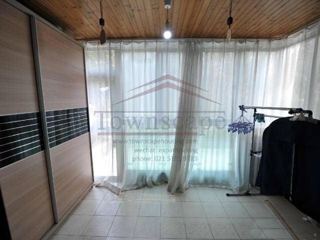  3BR Family Apartment w/Terrace in Shanghai Downtown