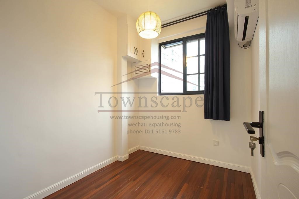  Renovated 2BR Apartment for rent in French Concession