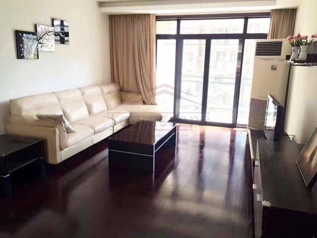  Sunny Apartment nr Madang Road Metro, Xintiandi