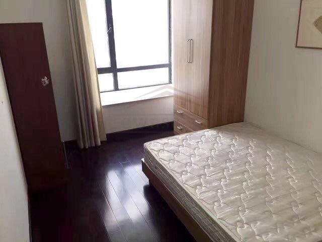  Sunny Apartment nr Madang Road Metro, Xintiandi