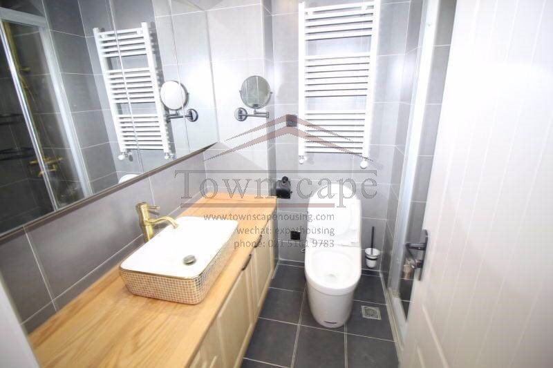  Top 3BR Apartment with Floor-Heating in Shanghai Downtown