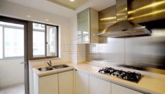  Modern 3BR Apartment in Shanghai Xujiahui CBD