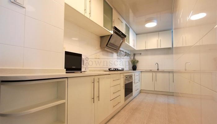  Sunny 2BR Apartment for Rent in Shanghai Xujiahui