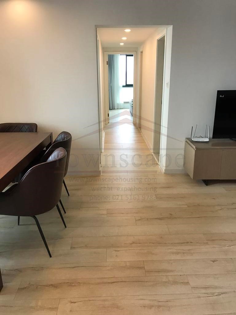  Modern Apartment 2BR+Study near West Nanjing Road and People