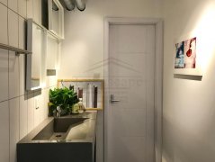  Luxurious 1BR Lane House Flat w/ Yard in Xintiandi