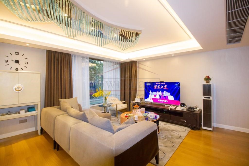  Elegant 3BR Apartment with Garden - prestigious estate in Jingan