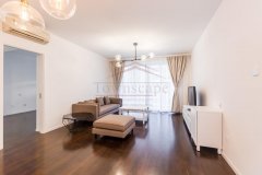  Sunny 3BR Apartment in Xujiahui