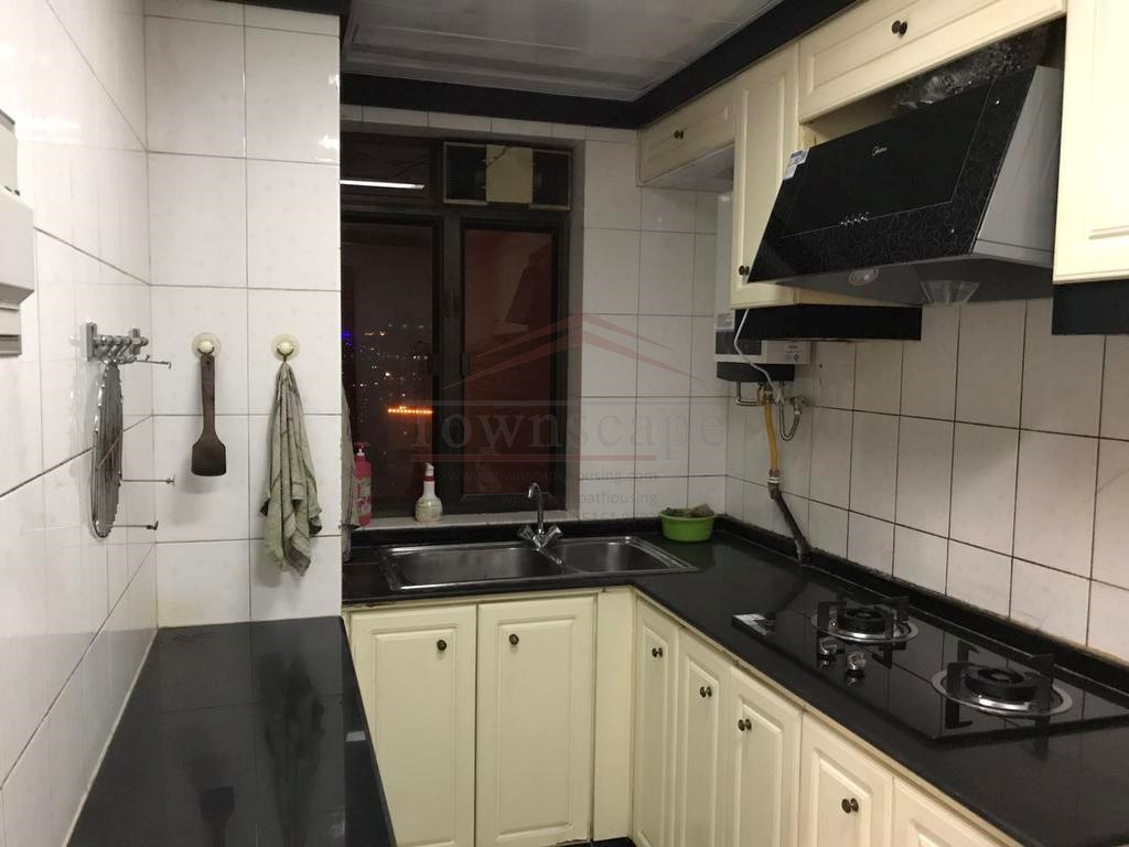  Affordable 3BR Apartment for rent near Xujiahui