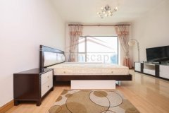  Sunny Family Apartment for rent in Lujiazui w/River View