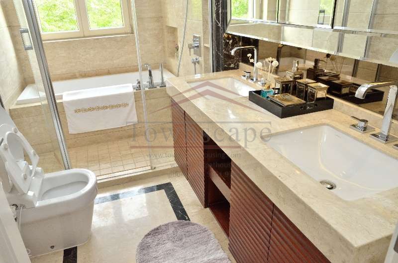   Newly Furnished Resort-Like Apartment in Lujiazui