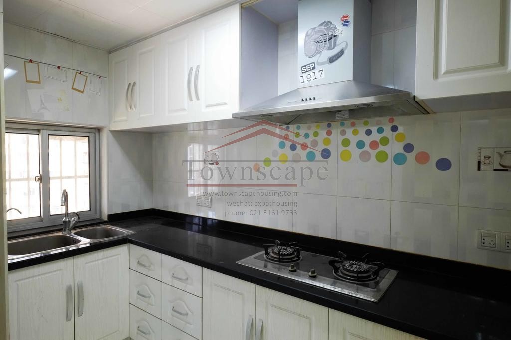  Quiet Affordable 3BR oasis in Jing an