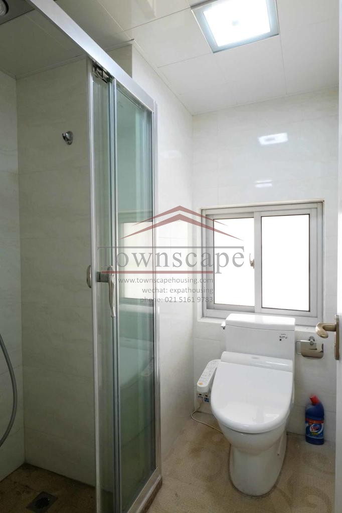  Quiet, Affordable 3BR oasis in Jing an