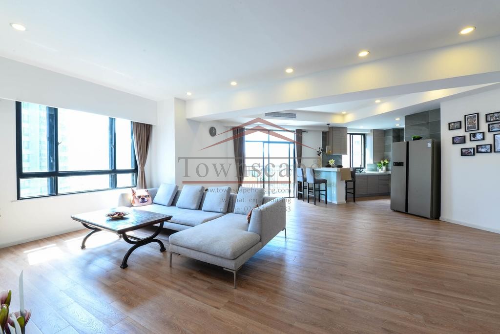  Gorgeous, Modern 200sqm Apartment in Jing