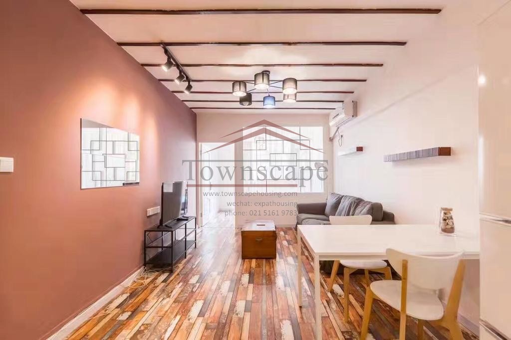  Newly Remodeled, Bright 1 BR Lane House