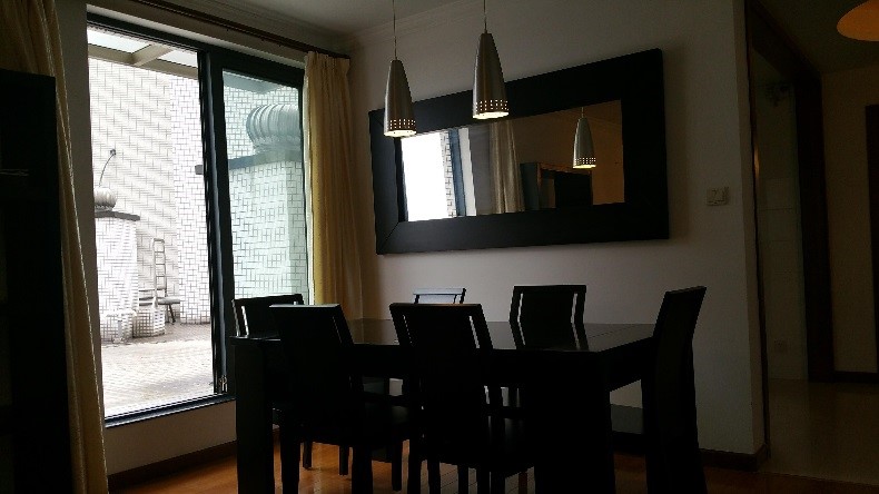 3 bedroom apartment Shanghai Well-finished 3 BR APT in Changning District, Shanghai