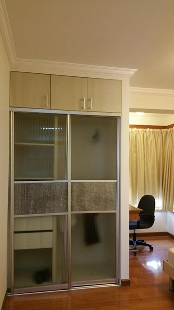 search apt China Well-finished 3 BR APT in Changning District, Shanghai