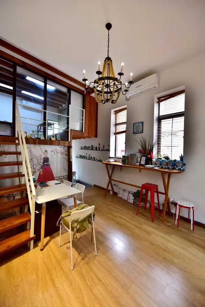 rent apartment Shanghai Charming apartment with lovely garden!