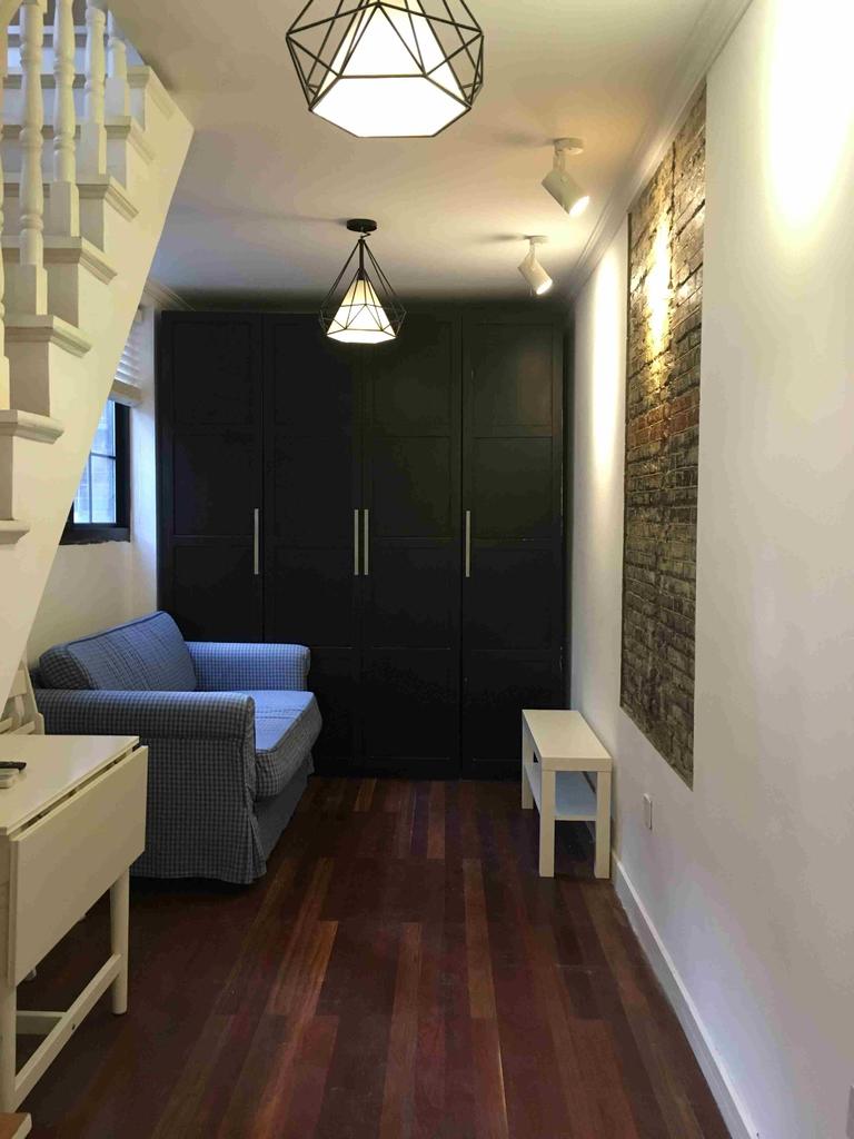 apartment in french concession Affordable, Warm 2 bedrooms apartment in Jing