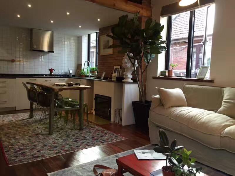  Likeable Duplex 1 BR apartment, Xintiandi