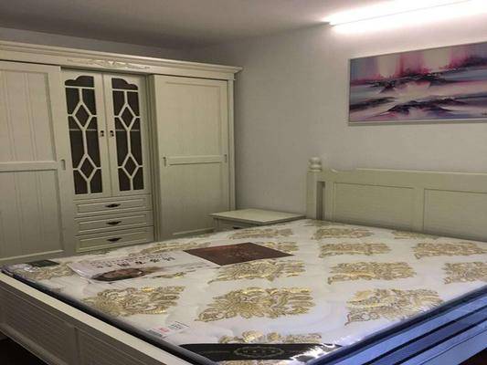  Well-Priced Newly Renovated Apartment in Jing