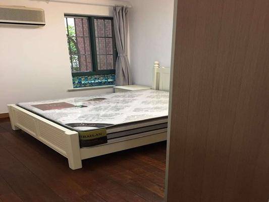  Well-Priced Newly Renovated Apartment in Jing