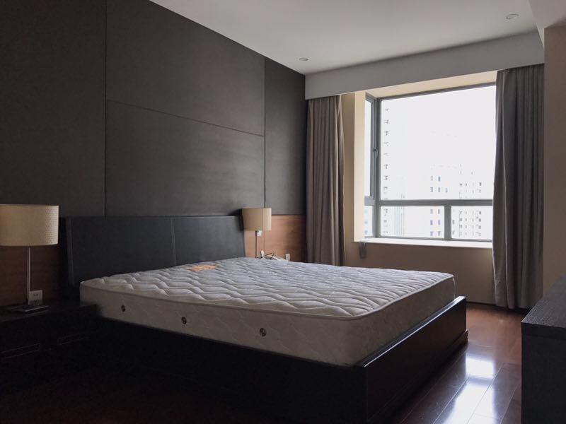 3 bedrooms apartment for rent Shanghai Xujiahui Comfortable 3 Bedrooms Apartment with Floor Heating in Xujahui