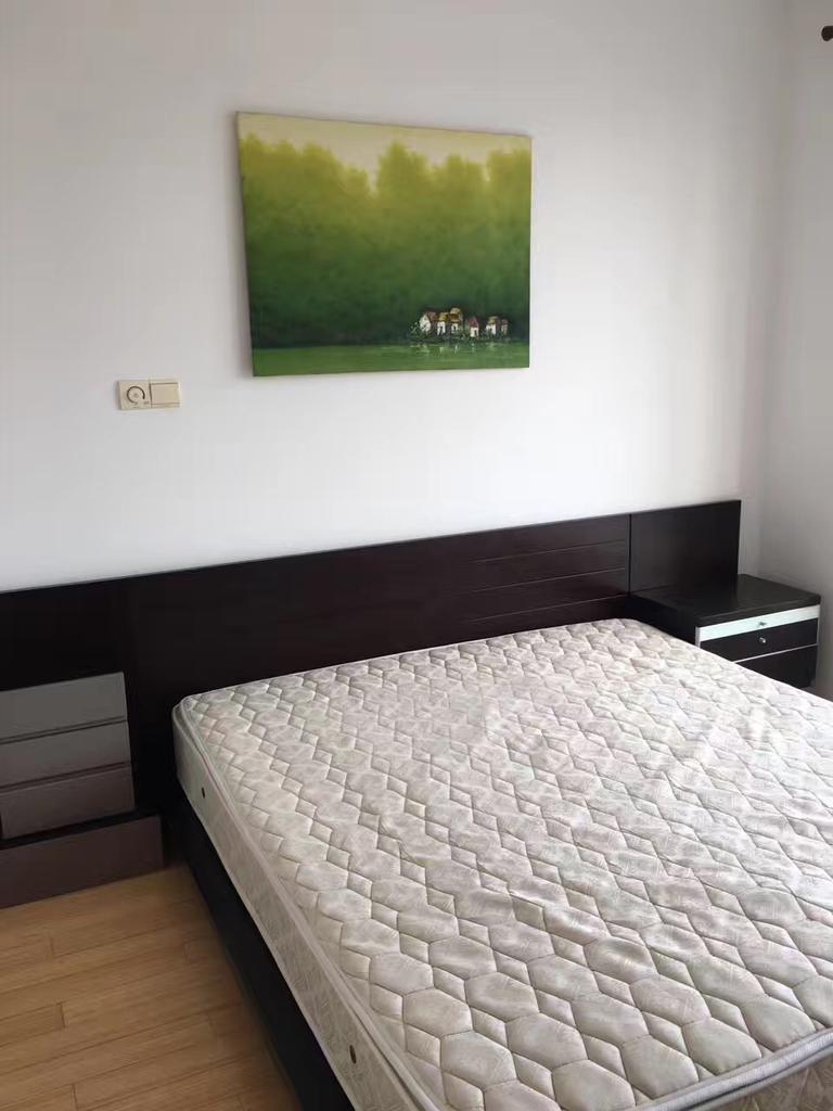 rent three bedrooms apartment jing\ width= Quality Three Bedrooms Aparment in Jing