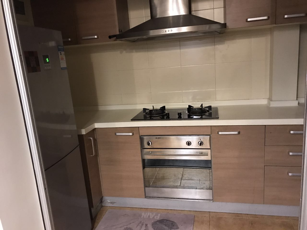 good condition apartment for rent shanghai Spacious and well maintained (176sqm) 3bedroom apartment near Nanjing W Rd in Ladoll for rent