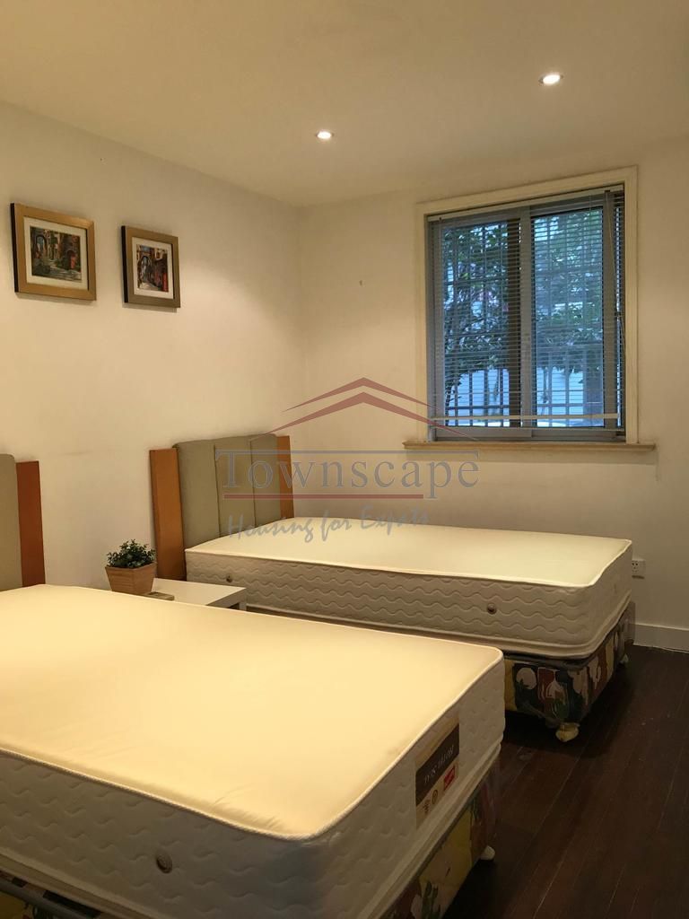  Cozy Old Apartment with Garden for Rent in Former French Concession