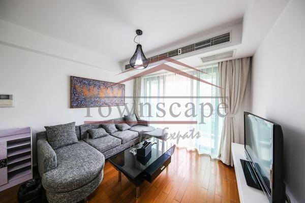  Good quality 2BR Apartment in Shanghai Changning