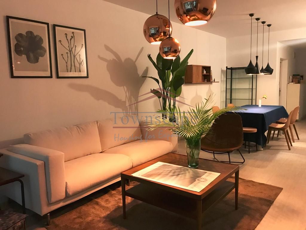  Green 2BR Aparmtent in Downtown Putuo/Jing