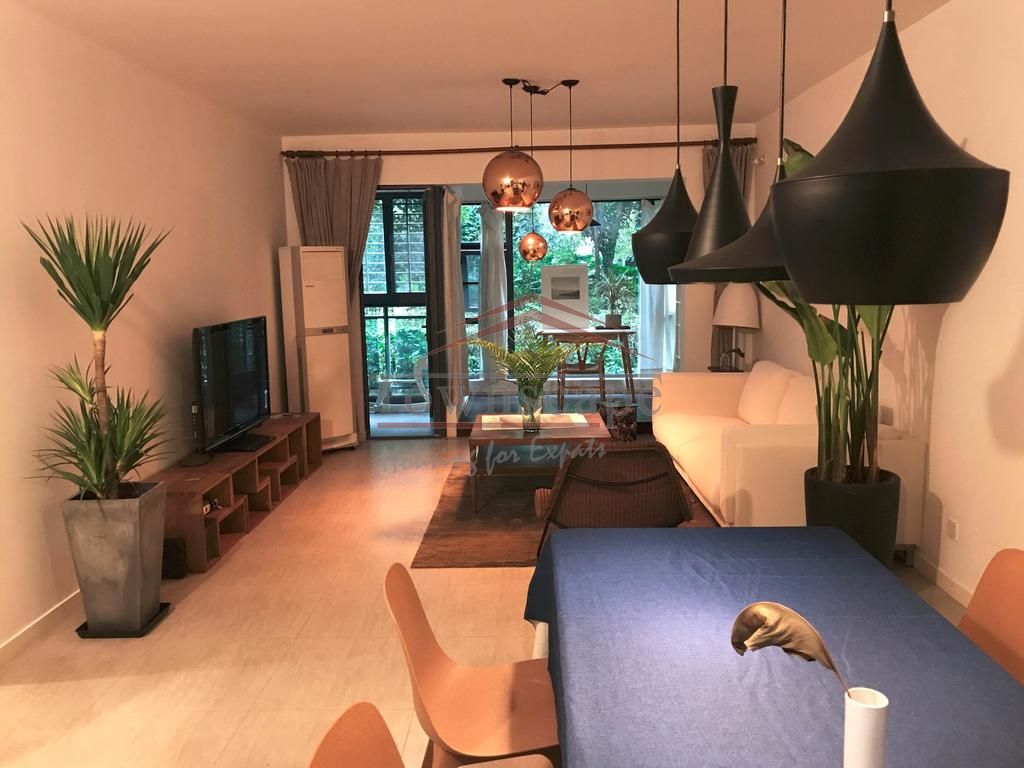  Green 2BR Aparmtent in Downtown Putuo/Jing