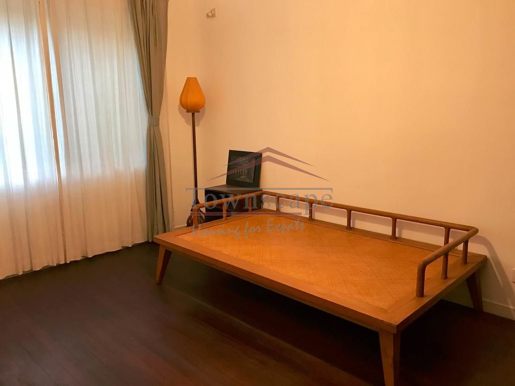  Green 2BR Aparmtent in Downtown Putuo/Jing