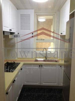  Modern 2BR Apartment near Xujiahui